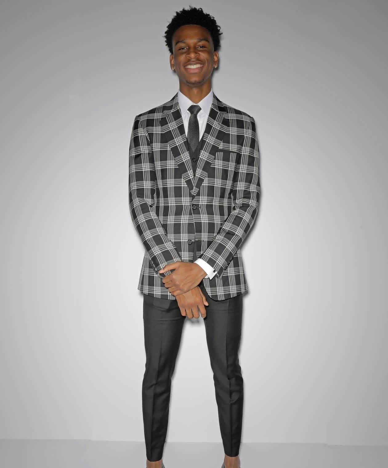 篮天下 Young shai！青涩小伙！Images via nbafashio