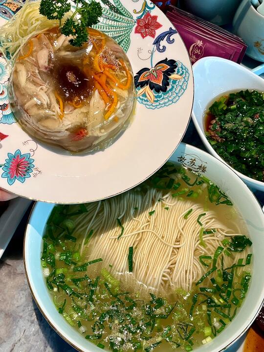 这家面馆复刻失传50年的冻鸡面！一口上头