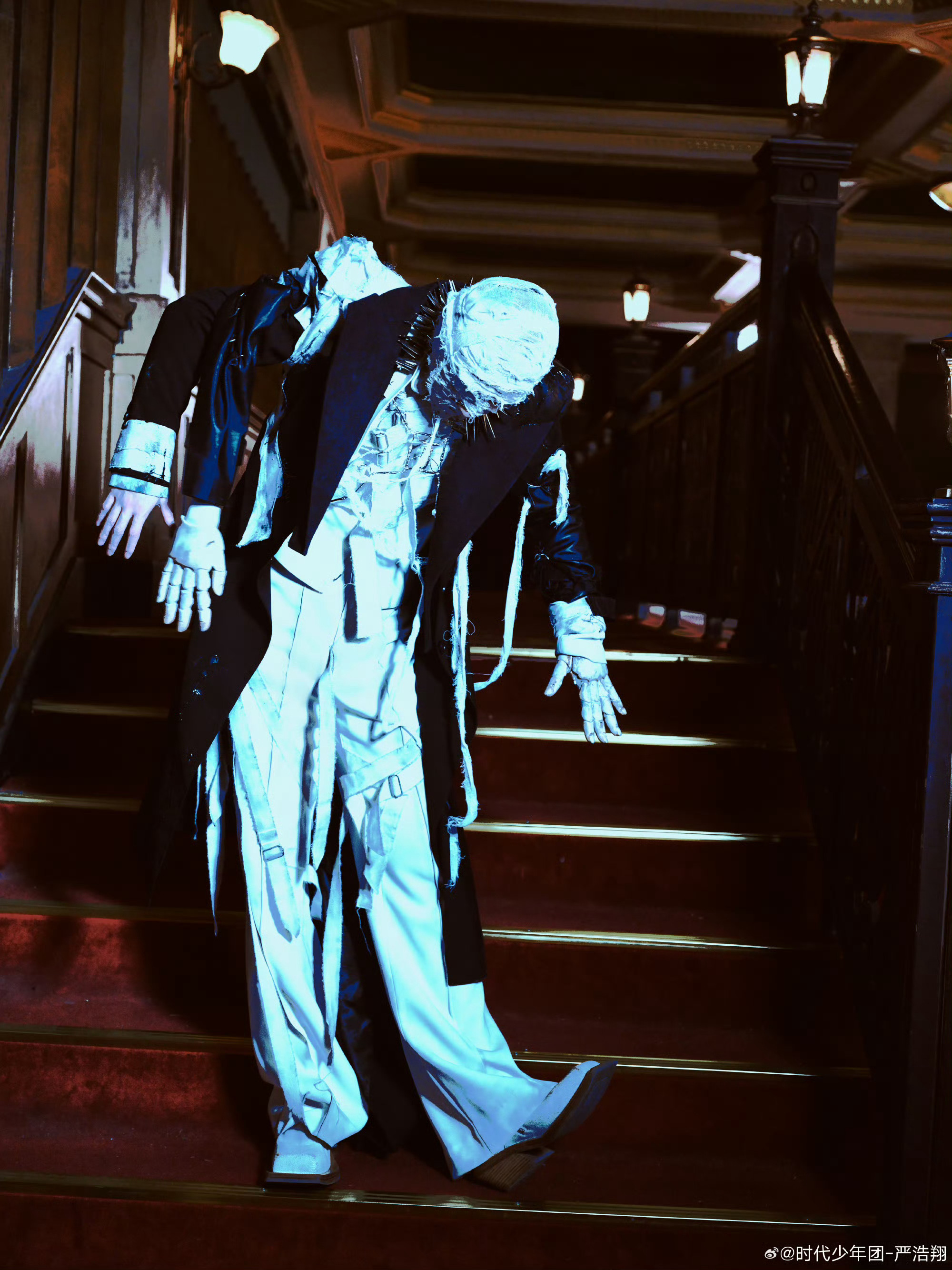 严浩翔全新音乐作品《Scary Movie Ⅱ：Same Face》概念造型大片