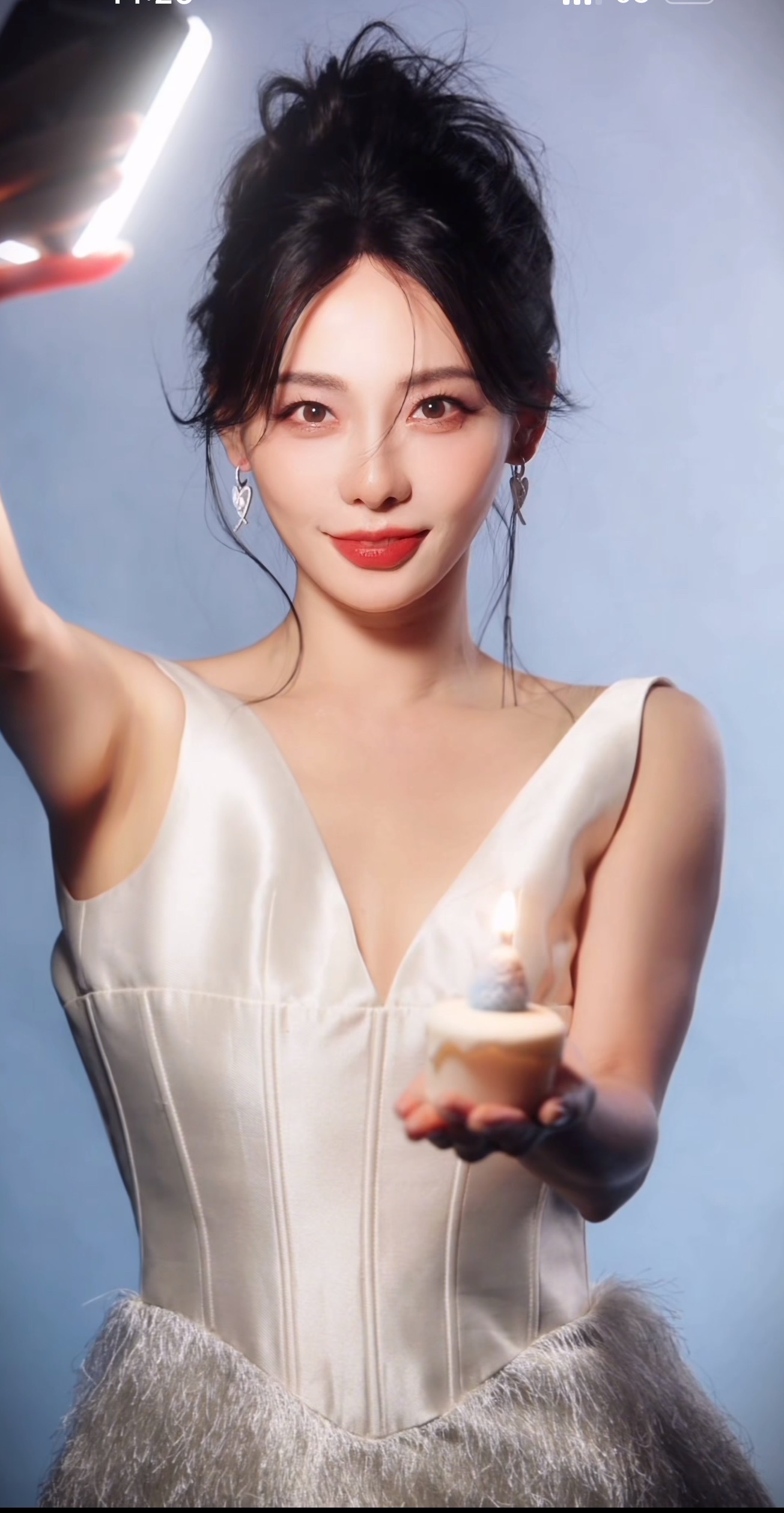 景甜都可以是人家富贵花，为什么要对张嘉倪那么苛刻？人家又没有做什么错事？我觉得她