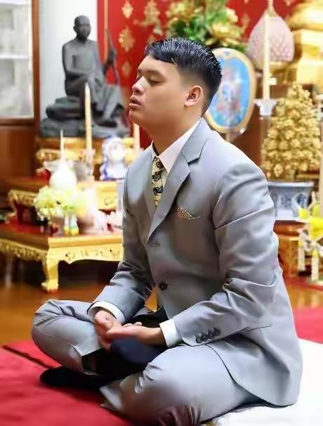 提帮功王子，能如愿以偿吗？
不好说，为何？
毕竟他有哥哥和弟弟，虽然泰王有拒绝他