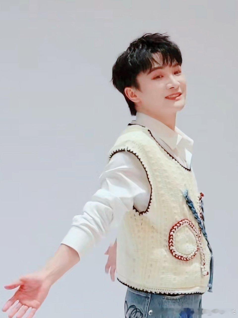 周深[超话]周深音乐缘计划 小男友 ​​​