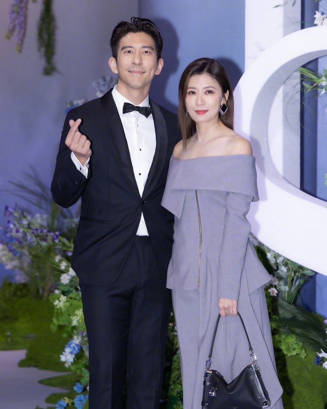 昨晚，现身参加萧敬腾和妻子林有慧婚礼的嘉宾：賈靜雯和丈夫修杰楷及三个女儿、陈乔恩