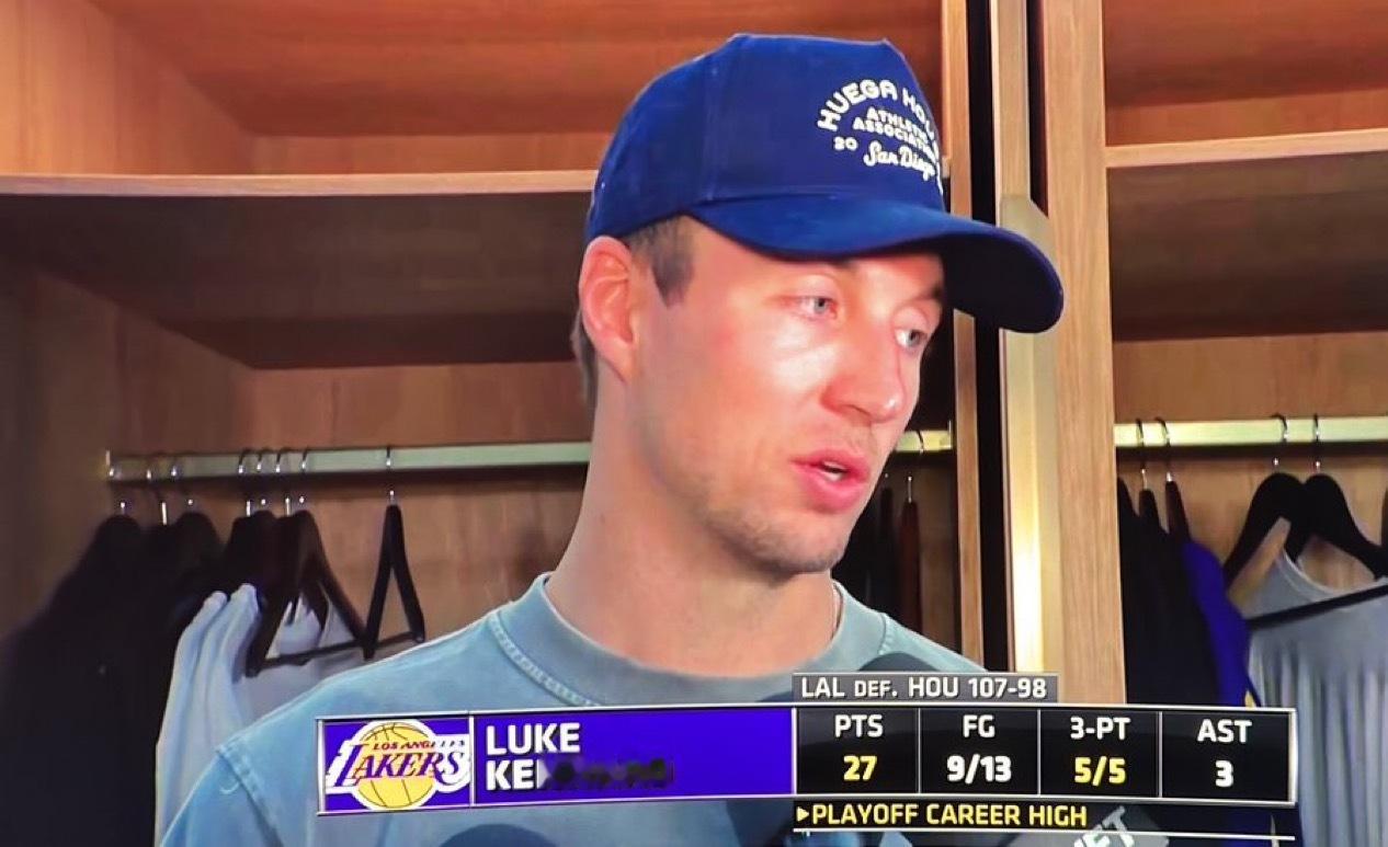 肯纳德谈到被要求承担更多责任，同时仍能命中三分（不像对阵达拉斯那场）：“说实话，