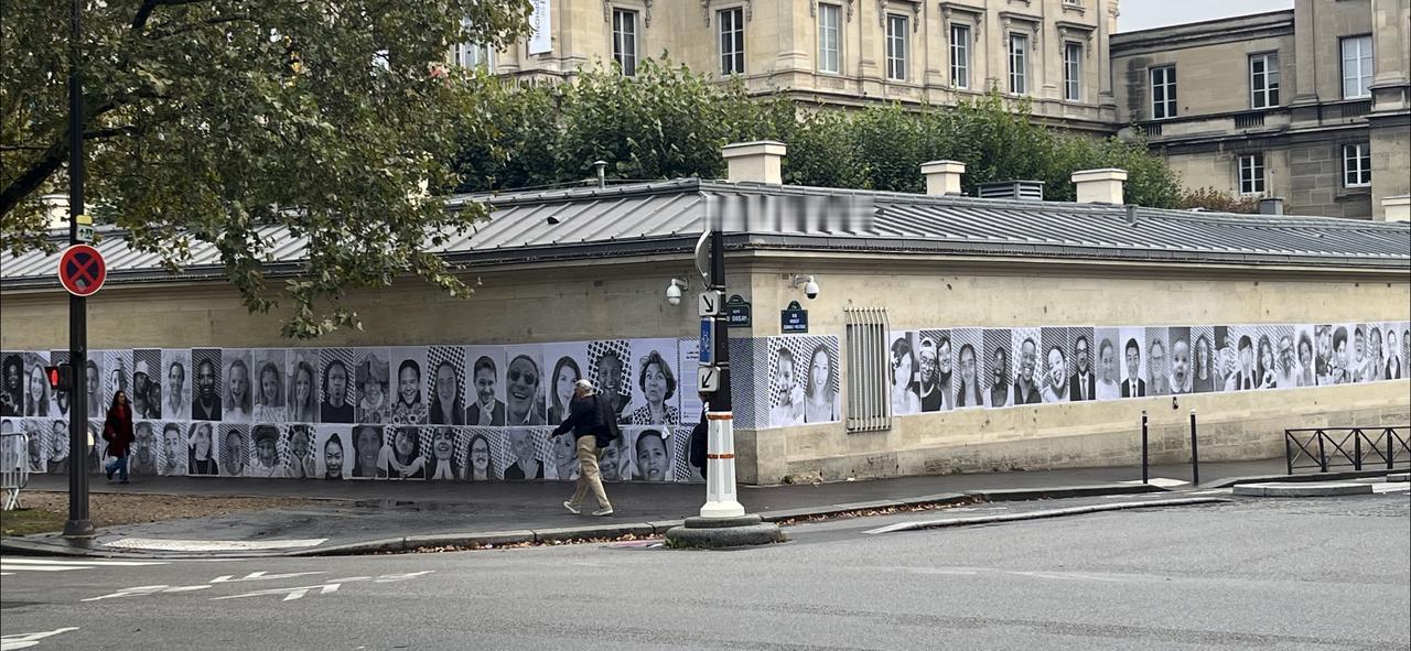 一个人走向成熟和独立，是他学会了感恩。一个国家真正的强大，在于它对底层弱者的态度