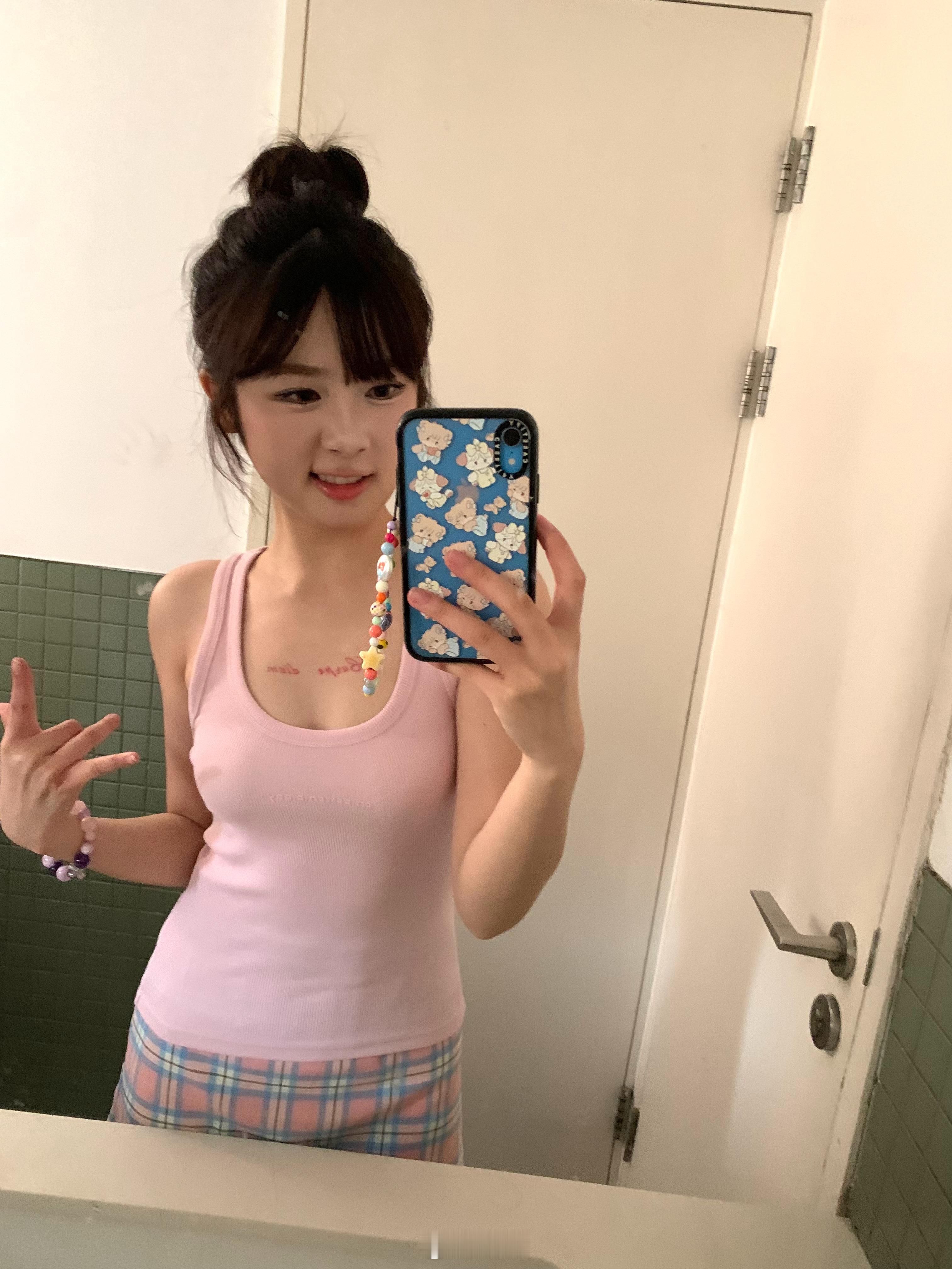 富人新标识：iPhone戴casetify手机壳！ 富人还在用iPhone XR