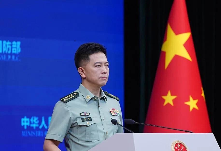 被中国连人带家属一起制裁，菲律宾防长特奥多罗只回了一句：继续履职。


6月16