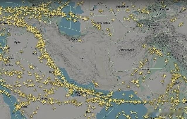 伊朗宣布暂时关闭领空