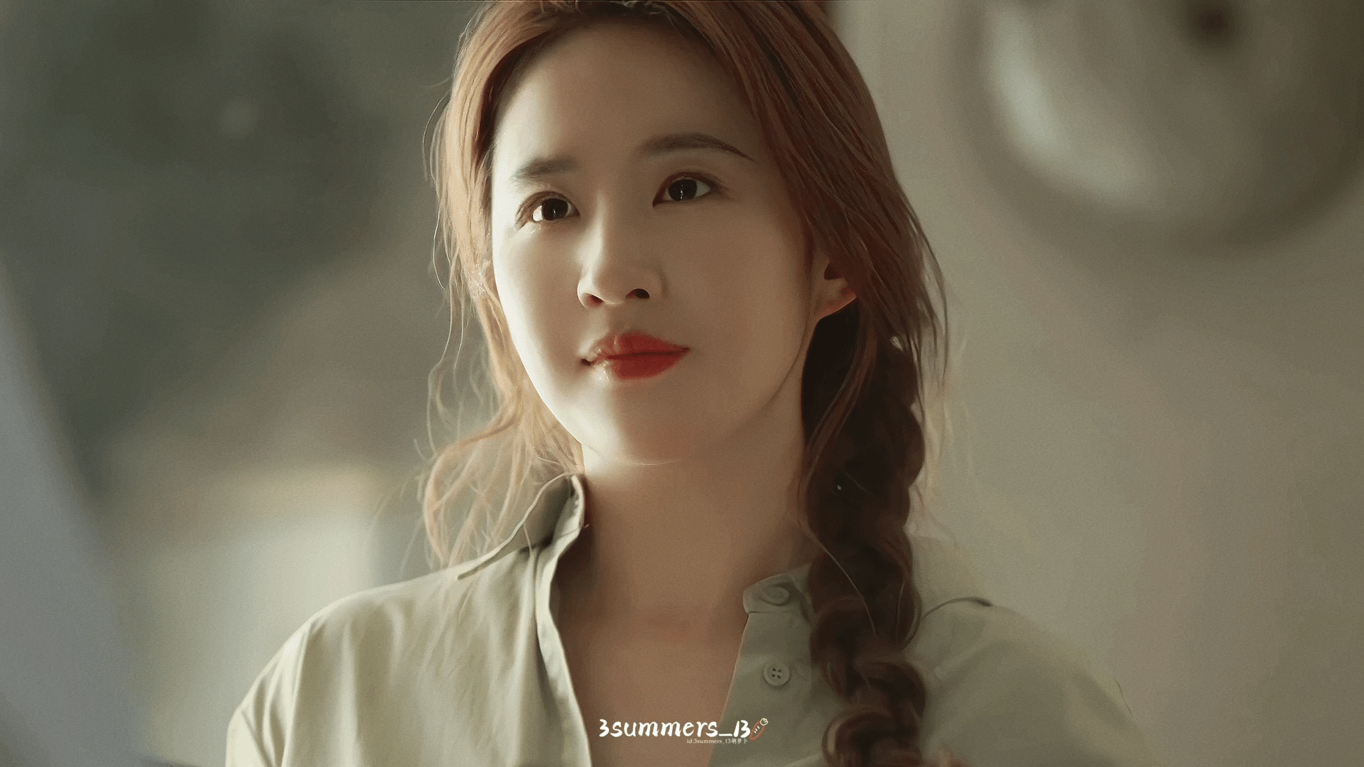 玫瑰的造型好百变发型种类多 配饰会跟着变看的时候感觉一集至少换了三四套 