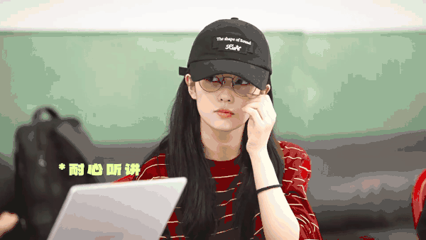 姐姐们认真工作的样子，简直比剧里的样子还要美 