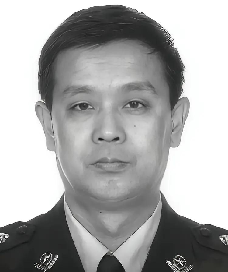 陈雪飞（1966年1月-2024年6月4日），男，汉族，中共党员，生前是天津市公