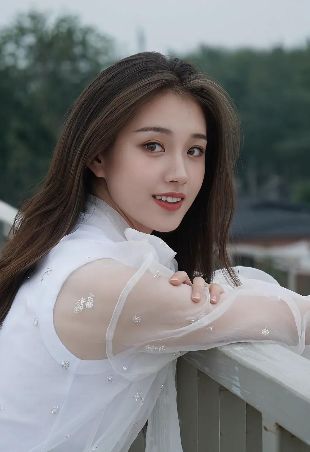 郭宇欣2025短剧声量top1郭宇欣 芜湖！！恭喜凭借年度爆款剧《盛夏芬德拉 》