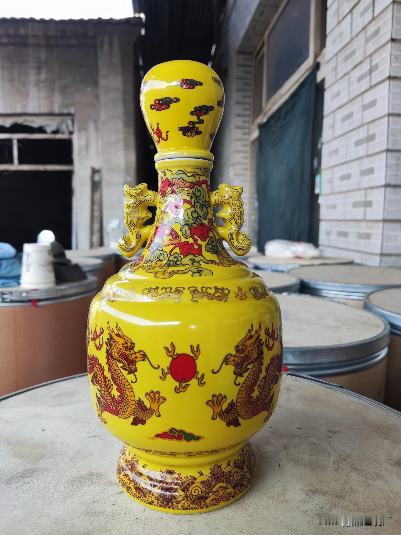 不知道从啥时候开始流行的，结婚之前要先摆几桌，摆这几桌干什么？订婚宴是结婚之前必