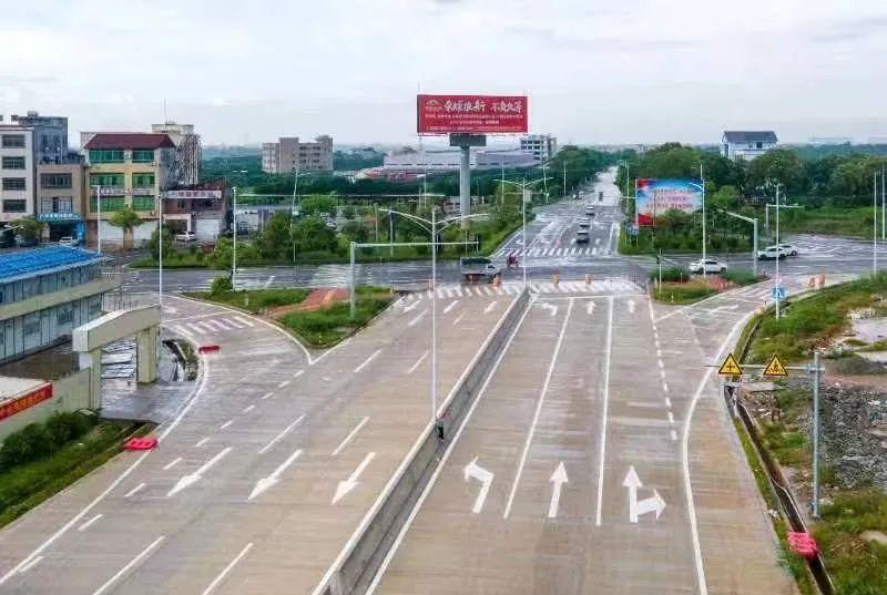 十一日我去中国第一滩，我不是走高速去的，是走388省道到云潭再走县道黃岭到霞垌，