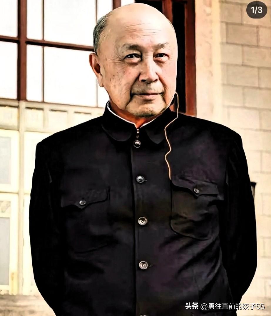 这几天，关于哈梅内伊去世的消息比较火，在各大平台的评论区，频频出现钱学森的名言：