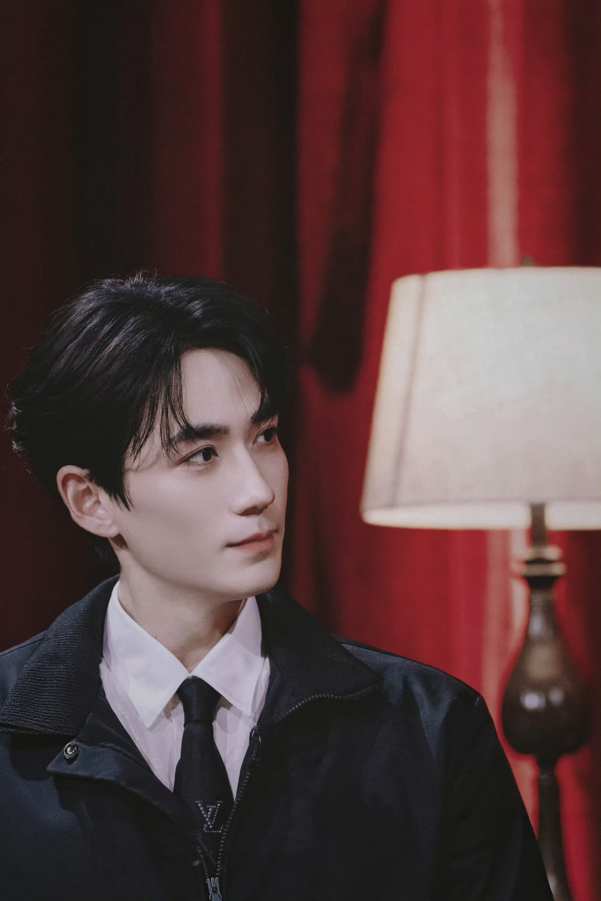 嗑颜bot 投稿 朱一龙人系帅哥😃 