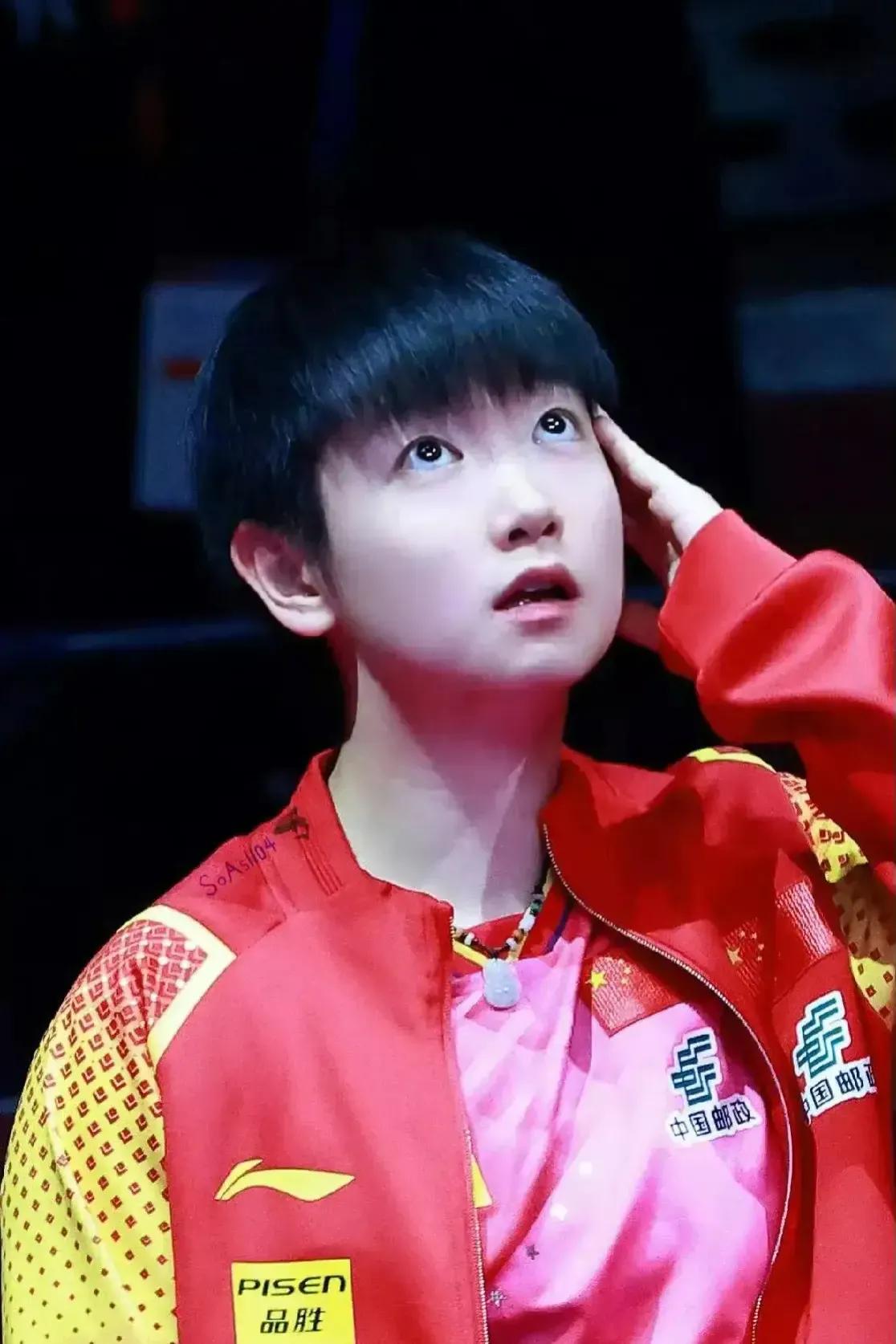 早田: 莎莎，巴黎奥运会王曼昱能去吗？
莎莎: 无可奉告，知道也不能告诉你啊。
