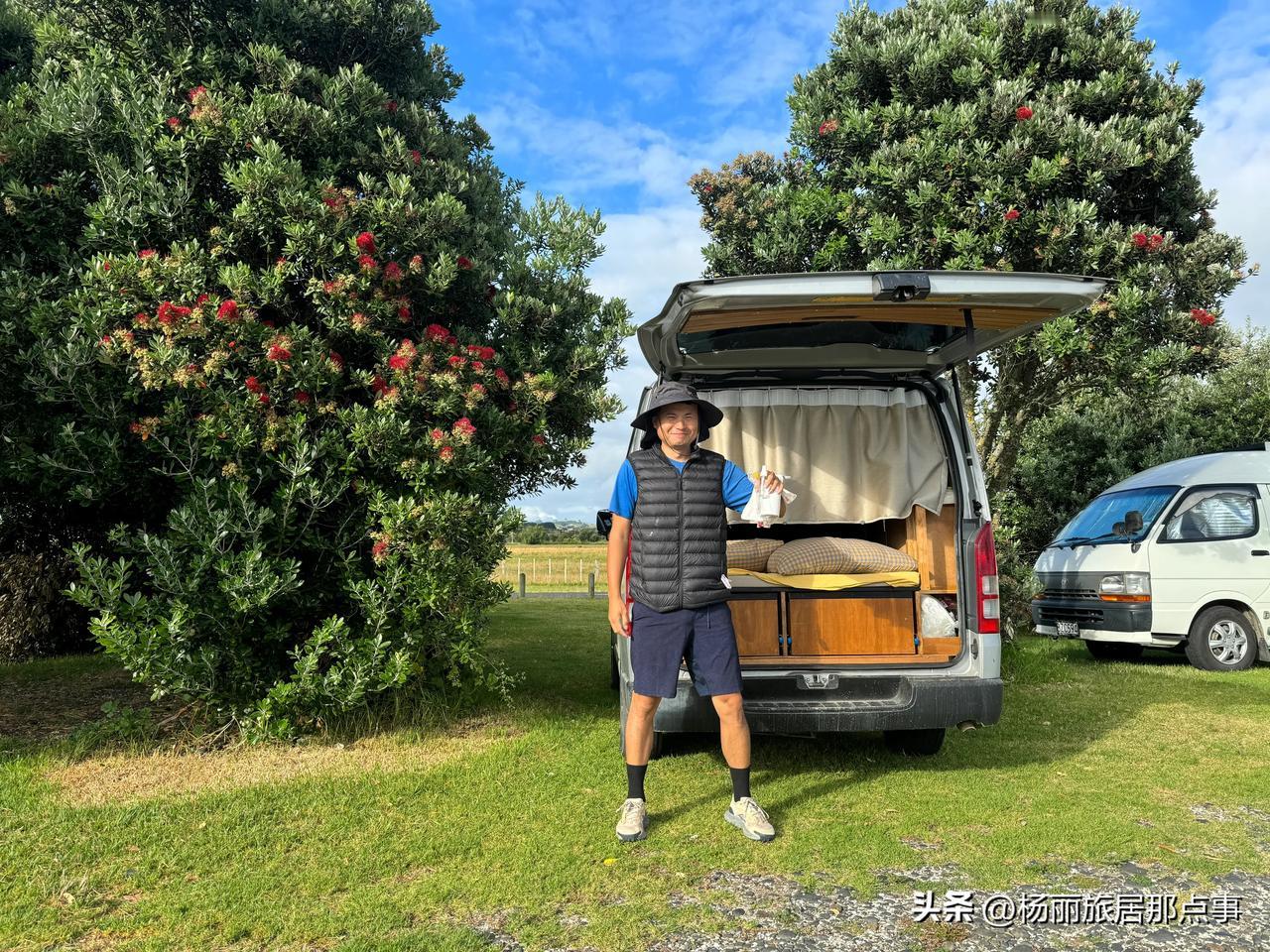 在新西兰玩房车实在是太方便了，各种资源都溢出来了，随便玩都很舒服，收费营地免费营