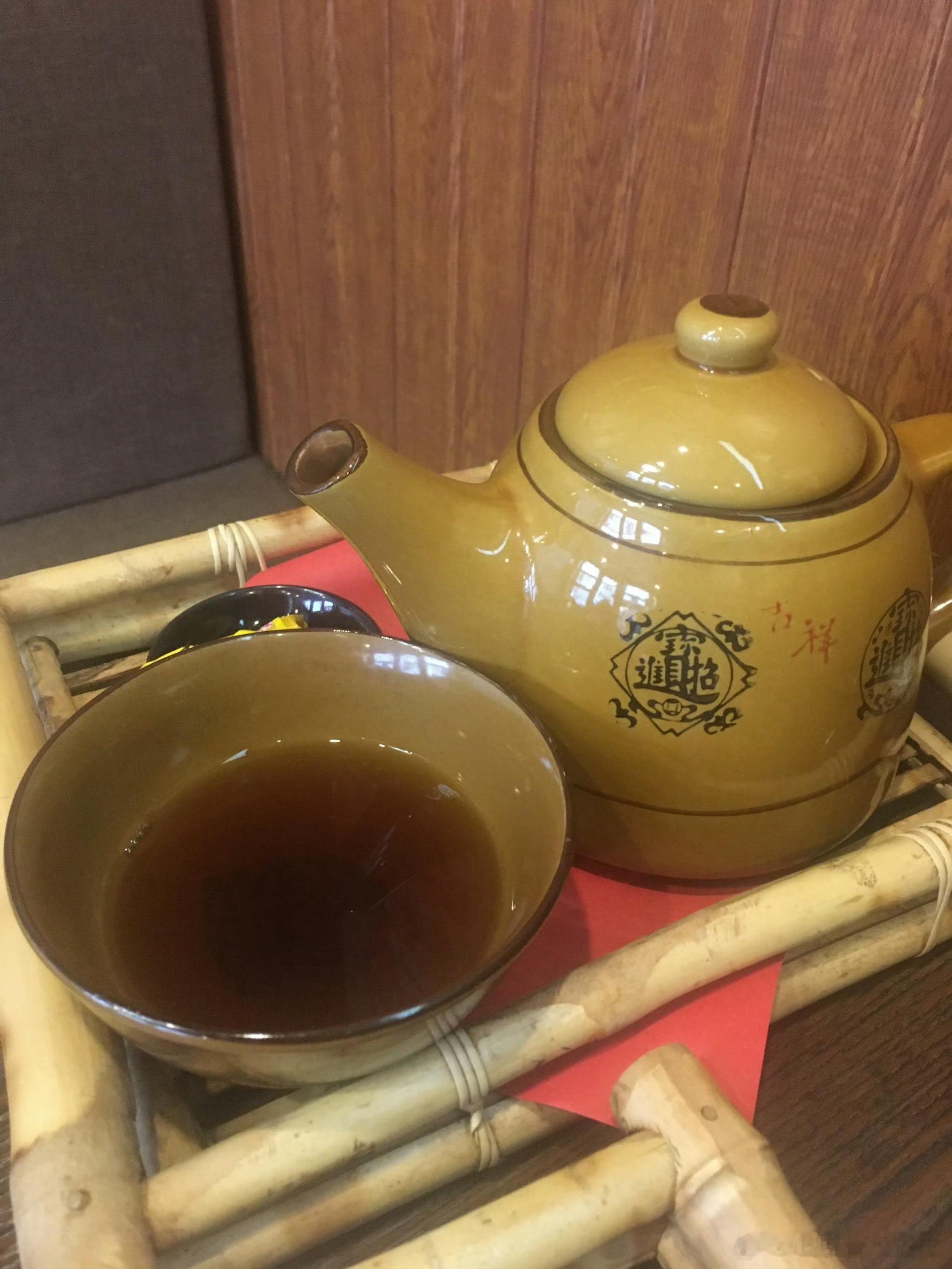 近200年热度不减，广式凉茶靠的是老祖宗的智慧！温和养生不刺激，适配四季需求——