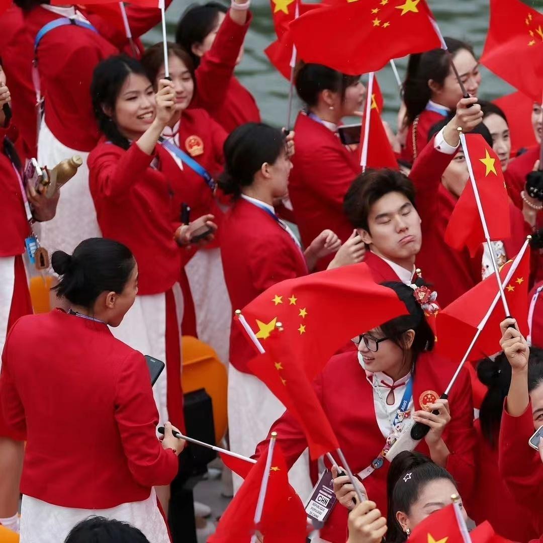 #巴黎奥运会[超话]# 我们#中国游泳队[超话]# “天津彭于晏”#王长浩[超话