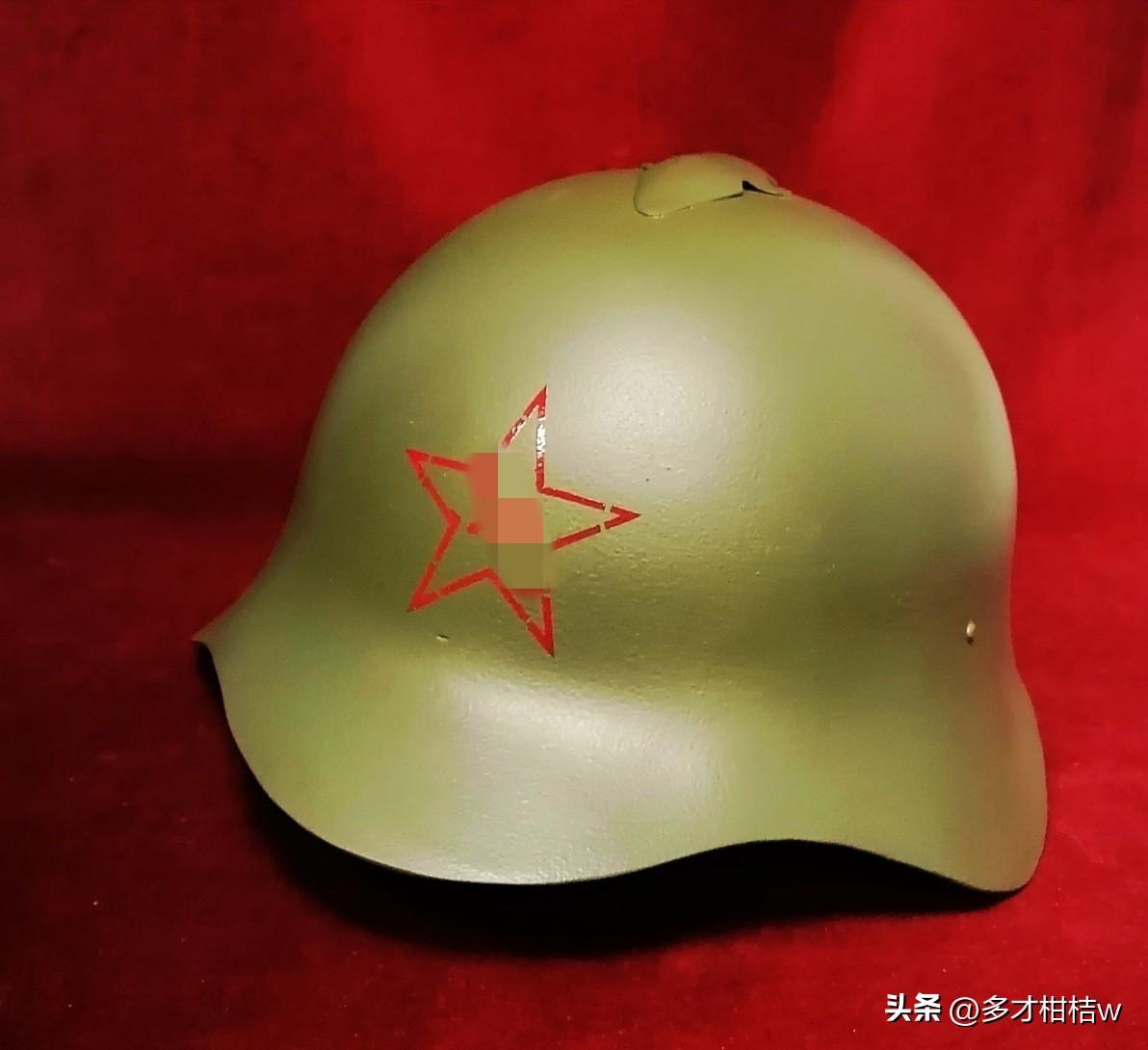 上世纪三十年代末期，苏联军队已经意识到他们原有的SSH-36钢盔（图1）需要更新