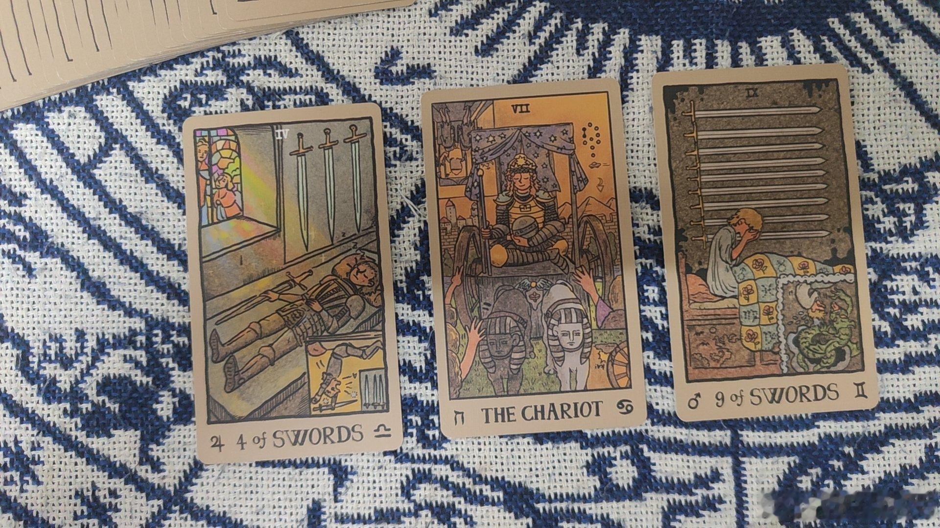 塔罗[超话] 【🔮叶子｜感情】不要把安全感完全寄托在另一个人身上。别人的偏爱随
