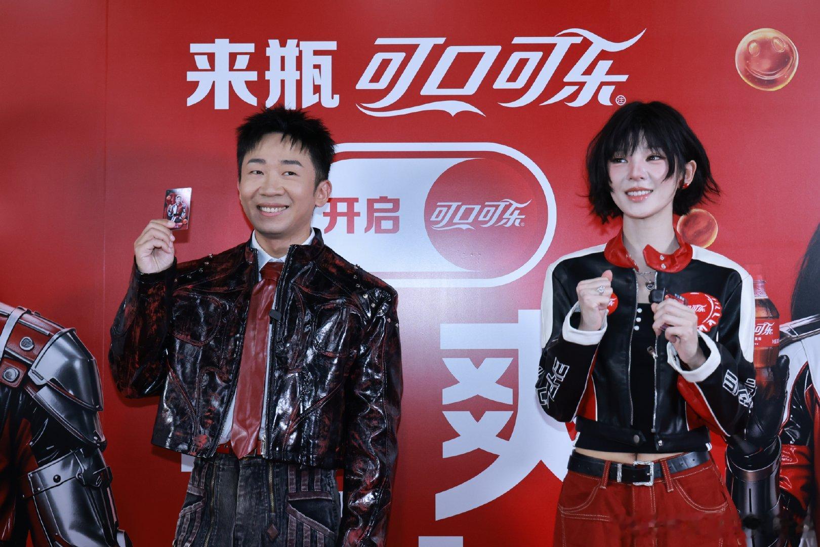 杨迪张予曦充乐侠来了 打工人难免遇上情绪告急的时候，思路卡顿、琐事缠身，整个人提