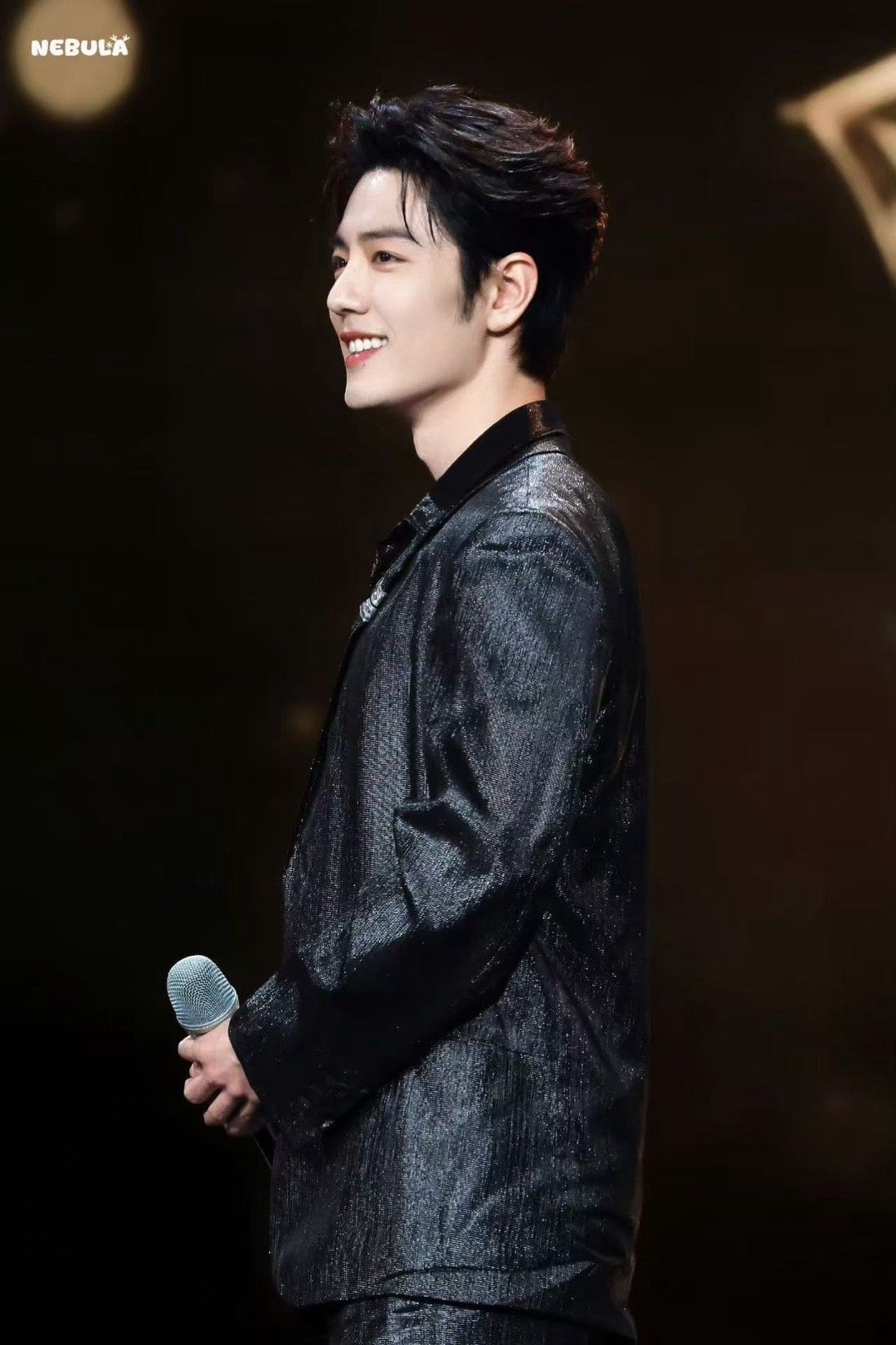 站姐团建白鹿站姐发了肖战站姐团建图夯爆了站姐团建图夯爆了，白鹿站姐发了肖战，谁懂