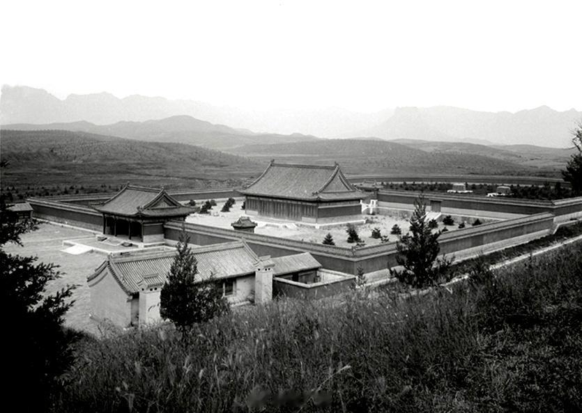 123年前的今天即光绪二十六年七月二十日即光绪二年（1900年）七月二十日，光绪