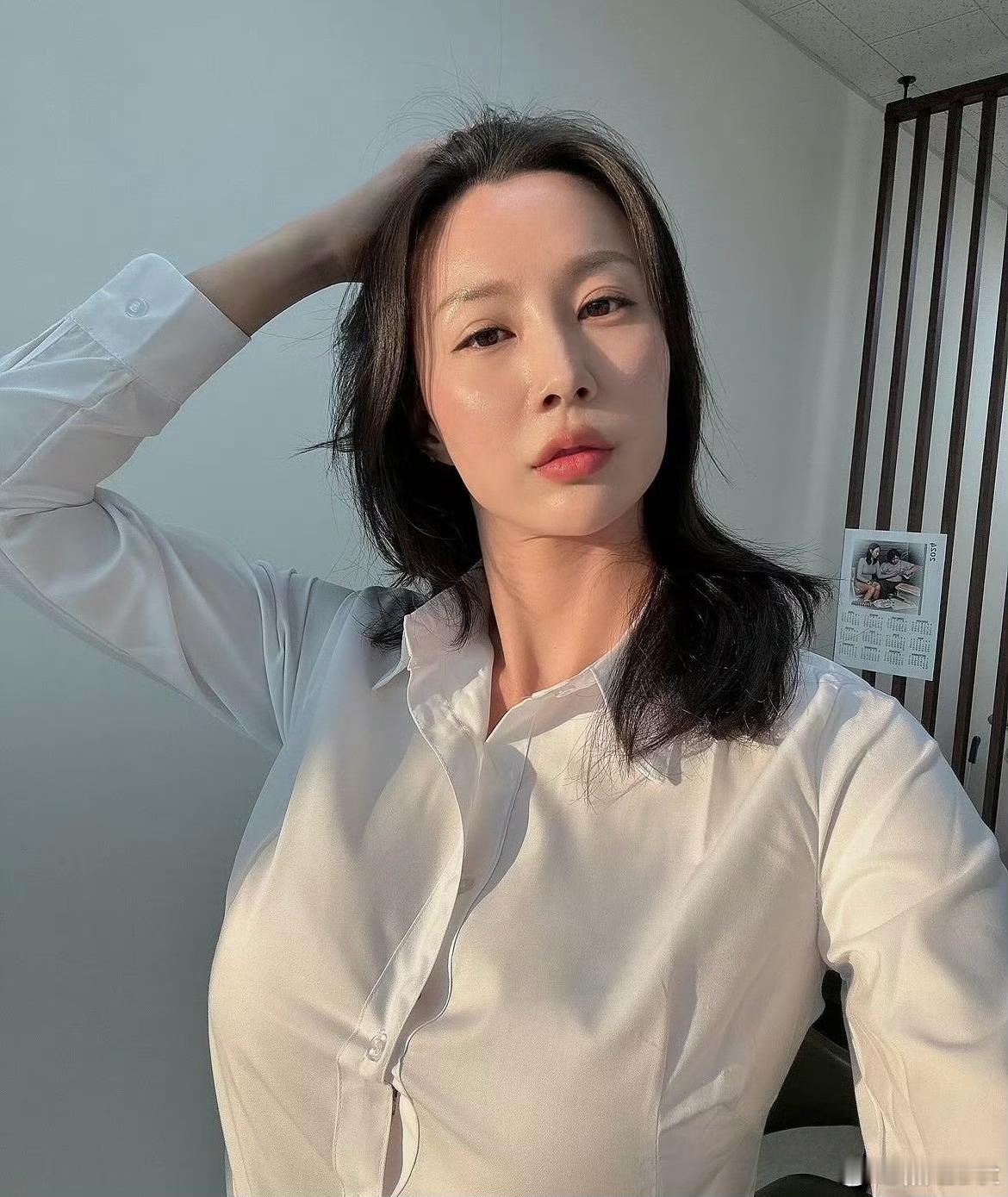 小 美少 阿妇 姨 ​​​