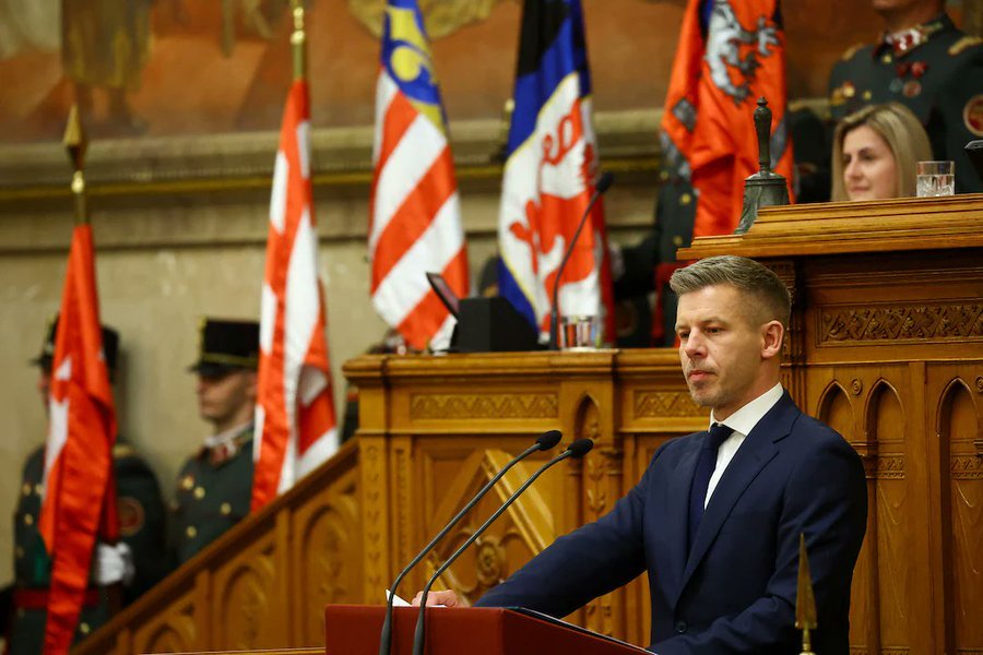 🇭🇺 匈牙利政府昨日首次就乌克兰西部遭遇无人机袭击一事召见俄罗斯大使。匈牙利