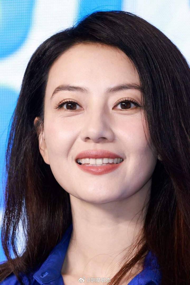 高圆圆白到发光，她是谁的白月光！ 