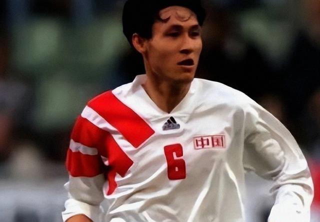 黎兵常说，辽宁是他的第二故乡，成都是他的第三故乡。而对于自己的出生地贵阳，这位常