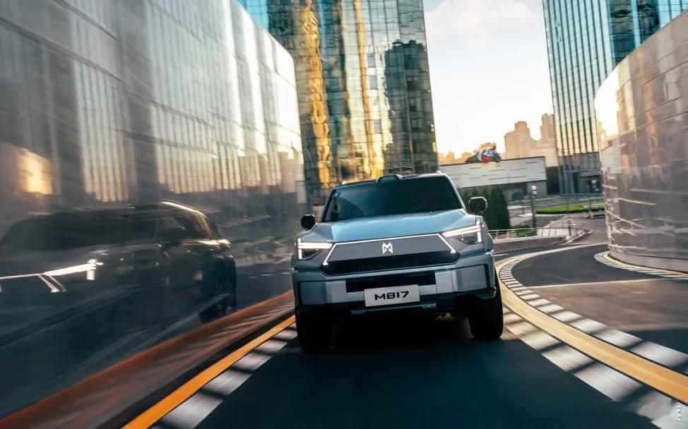 猛士x华为乾崑共创智能越野新篇东风问答小剧场猛士汽车 猛士科技与华为联手，双方首