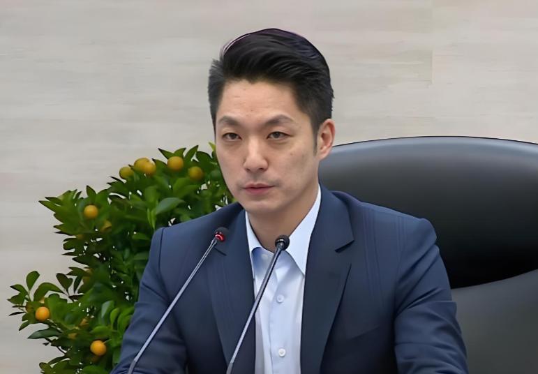 针对通过的7800亿军购案，5月9日蒋万安表态：我一直支持台湾厚植实力，进行必要