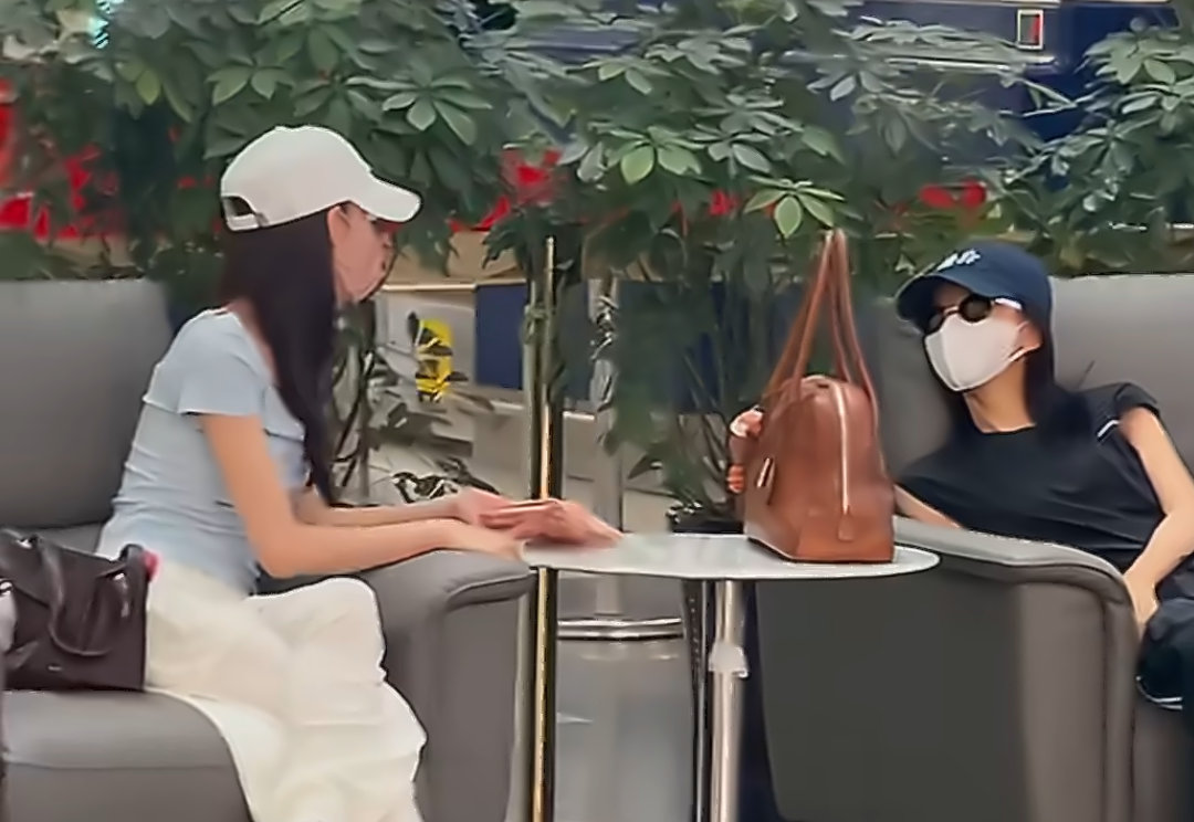 陈瑶回复孙怡 乘风2026五公录制现场，温柔瞬间直戳人心✨孙怡发文后，陈瑶一句给