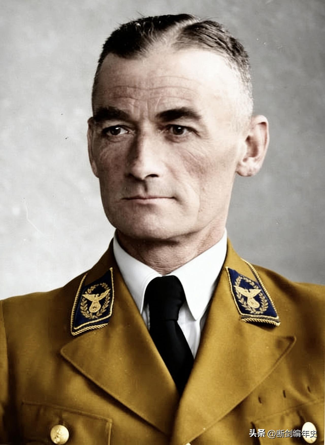 瓦尔特·布赫，1883年生于巴登一个法官家庭，本人是职业军官出身，一战后加入纳粹