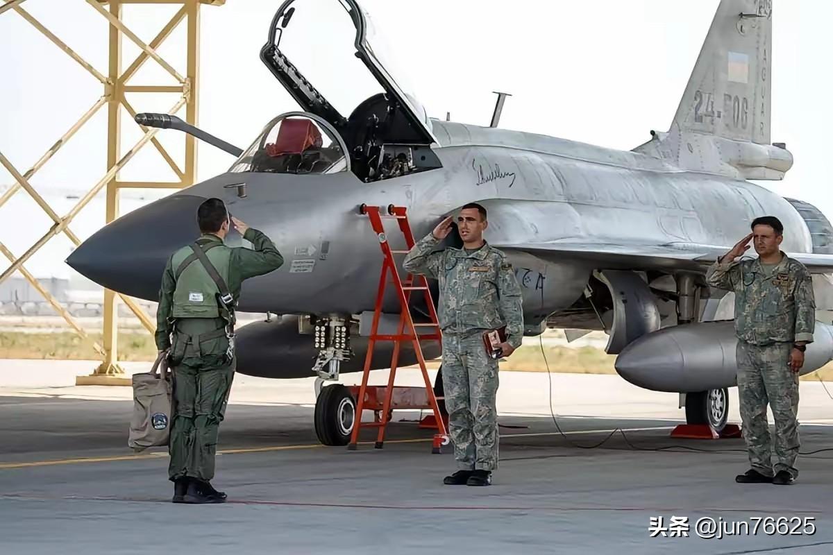 阿塞拜疆对枭龙赞不绝口，为什么不买更好的歼-10CE？
7月5日，阿塞拜疆正式宣