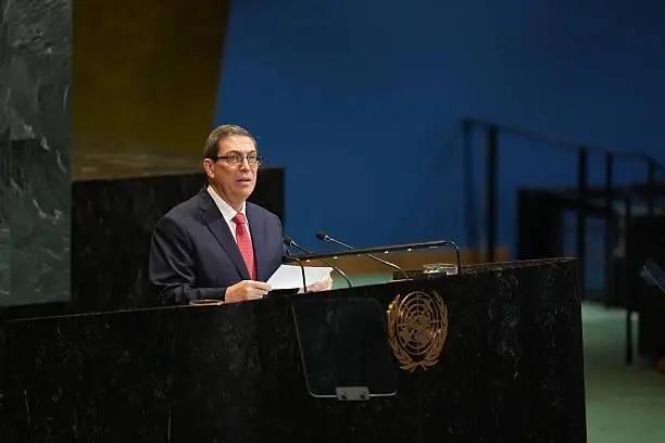 美国在联大提了个"替对方着想"的请求：别让古巴说话了。
7月7日联大这场会，开场