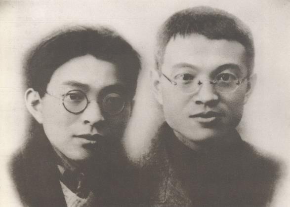 张闻天到苏联不久，胞弟健尔也于1927年到苏联学习。这是他们在莫斯科的合影。