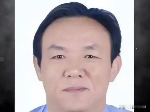 9月23日，湖北高院二审裁定驳回上诉，维持原判。组织、领导黑社会性质组织罪、故意