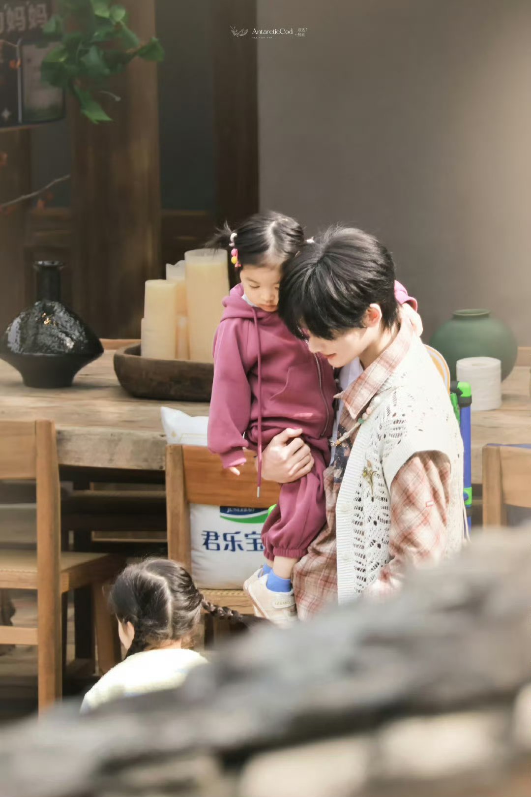 余宇涵来娃综是当孩子代表的我们的爸爸 娃综来了个19岁的“孩子”，余宇涵说是来当