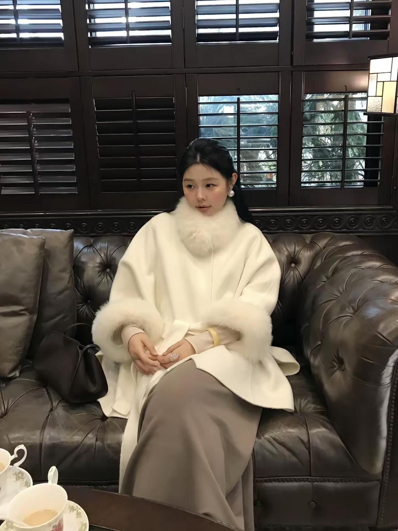 娇憨富美微胖女生