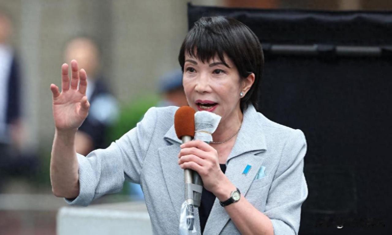 高市早苗硬扛中国45天后搬进“凶宅”，结局早已注定？

12月22日，日本首相高