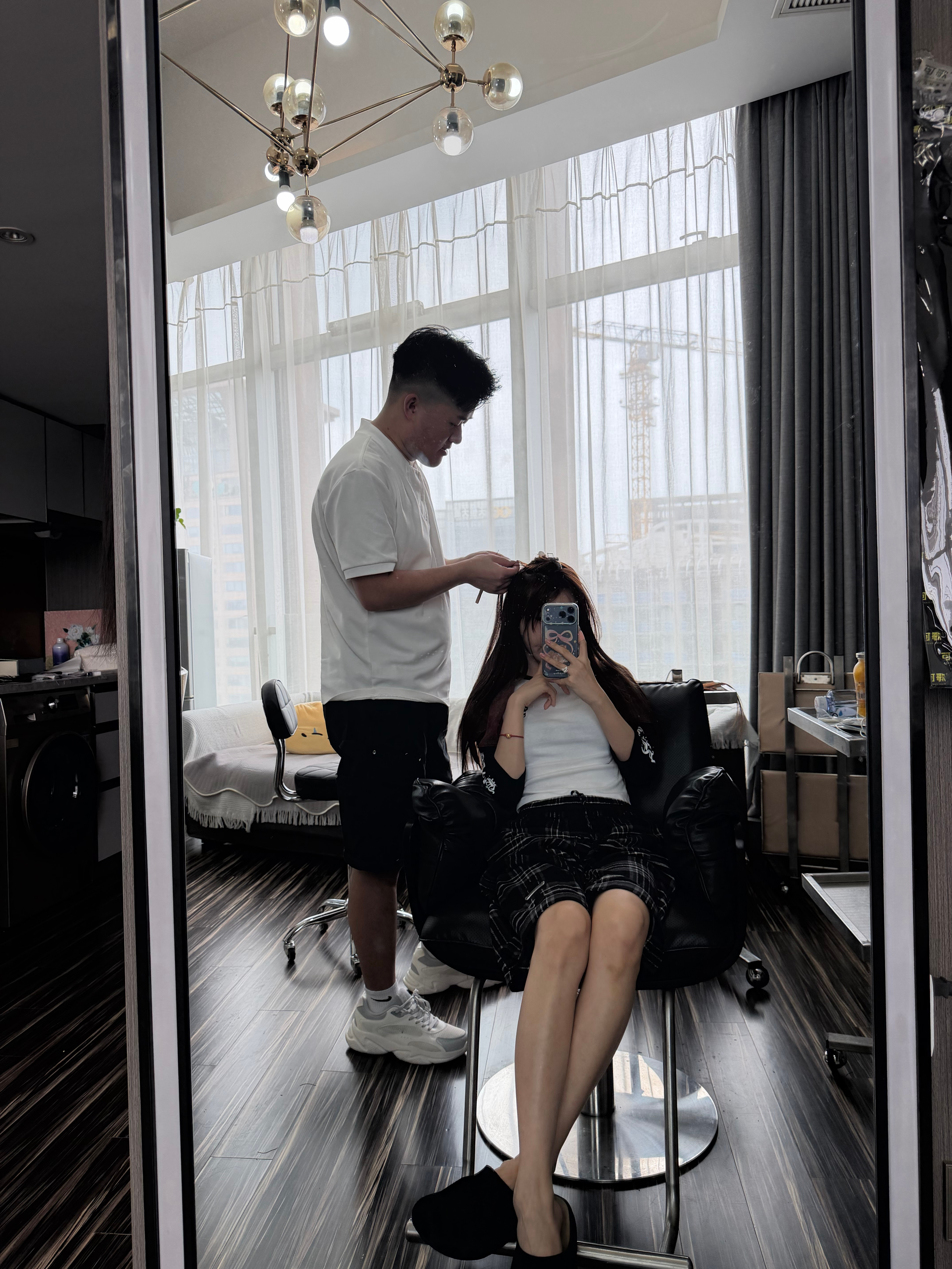 又来了家人们 我最最最最爱弄头发之人 要出门咯 接个新头发 