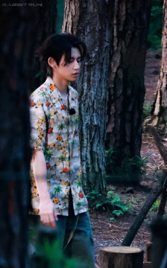 #小鬼25岁挑战海岛生存#咱们就是说好期待呀，不知道小鬼这次挑战海岛生存会有什么