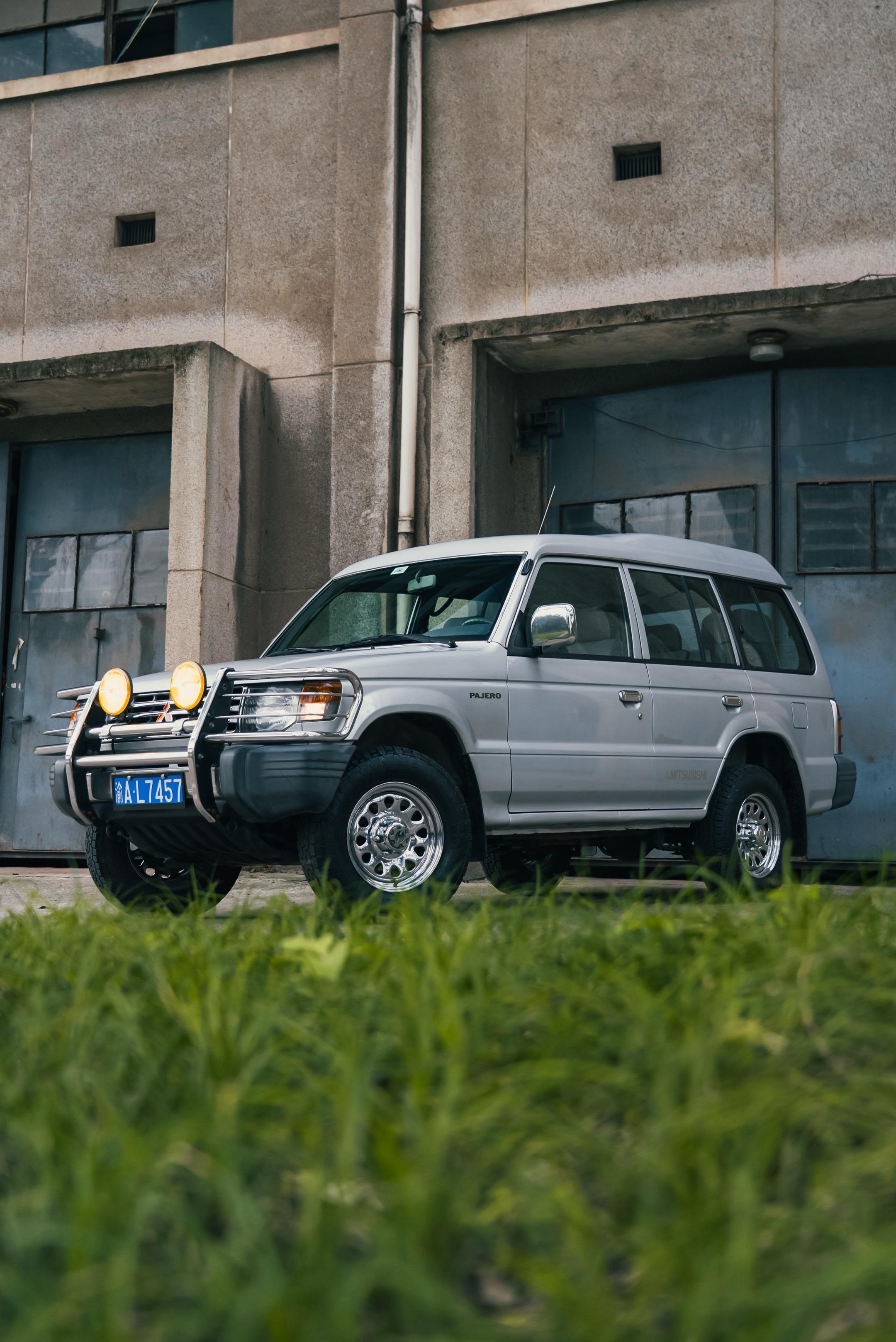 90年代最经典的三菱-帕杰罗V32。