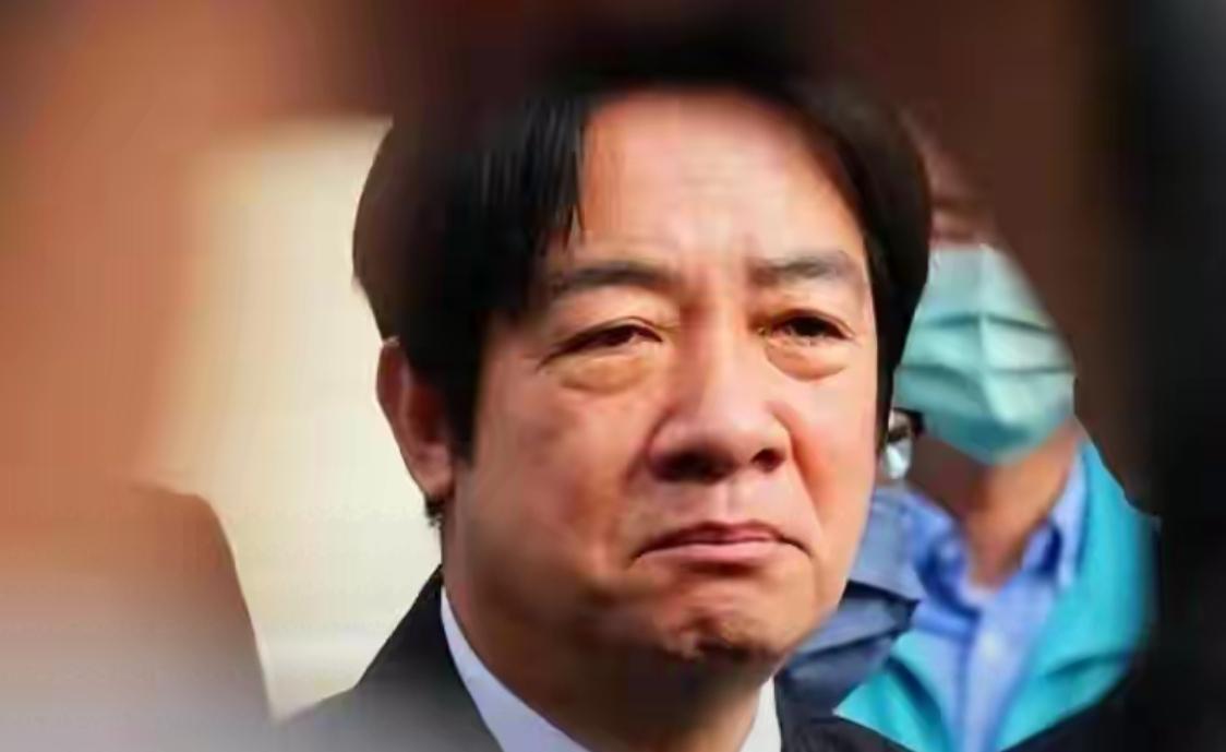 春节前搞这么大阵仗，赖清德到底急什么？2月11日，赖清德把台军陆、海、空三军司令