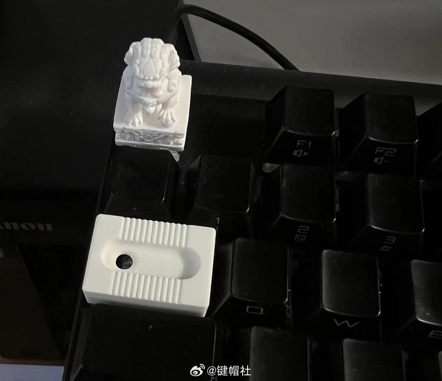 蹲坑 创意搞怪 机械键盘个性键帽 1.5U无聊了送ta一个蹲坑! 愿拉粑粑顺畅!