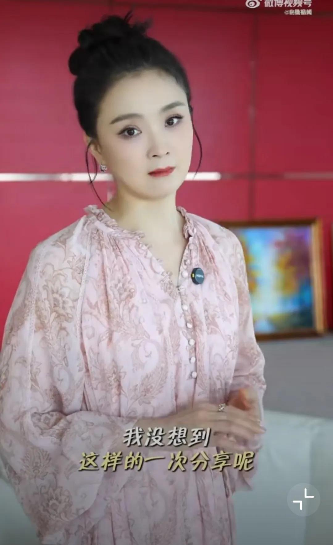 晴格格王艳两场直播卖了超3000万，这带货力够惊人。可谁能想到，镜头前忙着卖货的